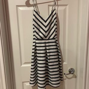 L boutique white and black stripe dress